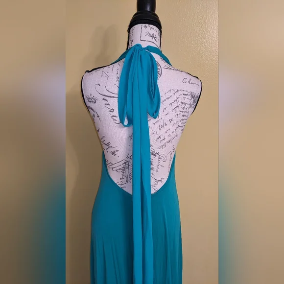 BCBGMaxAzria Halter Plunging VNeck Maxi Dress Size Small - Picture 6 of 9